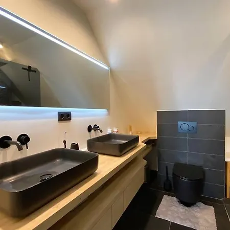 Ozzy 's Place דירה *
