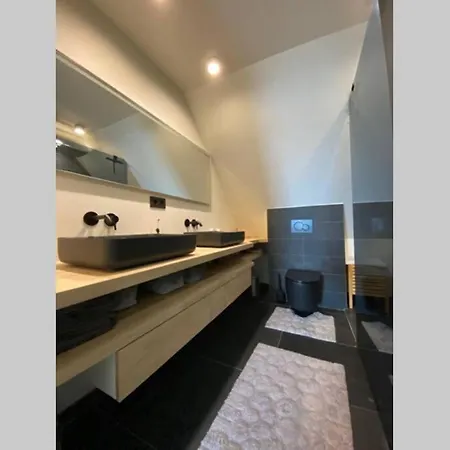 Ozzy 's Place דירה *