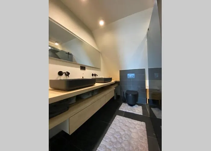 Ozzy 's Place Apartment *